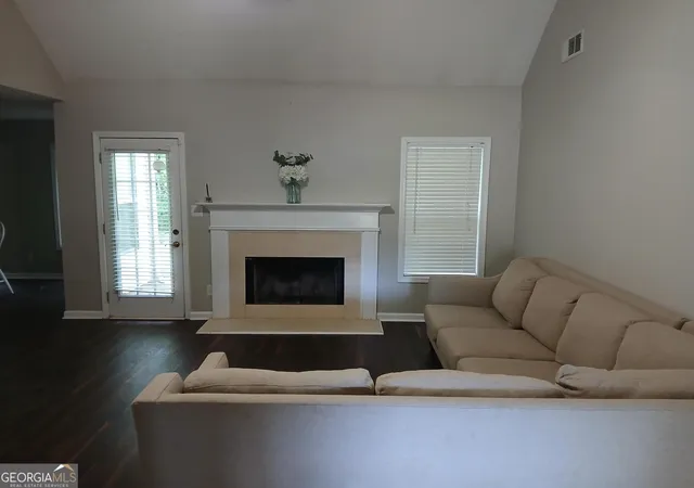Photo 3 of Single family home for sale at 3207 Rose Petal St, Gainesville, GA 30507 | MLS# 10807468 | Listing updated on 2026-07-31