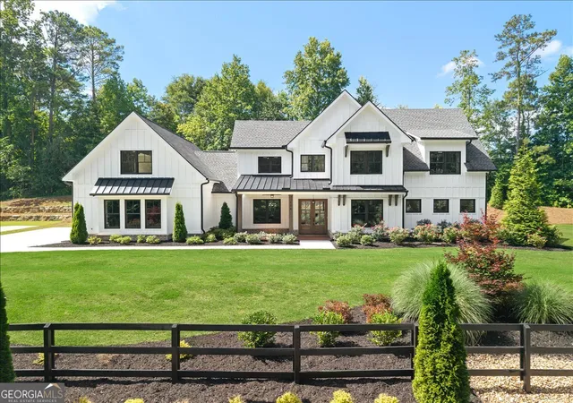 Photo 1 of Mansion for sale at 120 Farm Gate Dr, Woodstock, GA 30188 | MLS# 10796252 | Listing updated on 2026-07-14