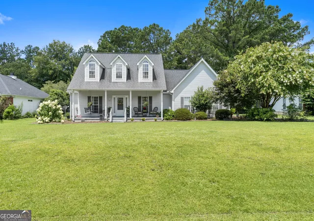 Photo 2 of Sale Pending at 1142 Alma Dr, Macon, GA 31216 | MLS# 10807153 | Listing updated on 2026-09-09