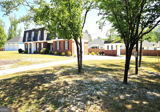 3rd image of 402 Brannen Dr, Statesboro, GA 30458 | MLS# 10833674