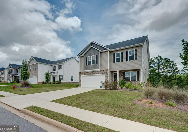 2nd image of 206 Aster Ave, Locust Grove, GA 30248 | MLS# 10814295