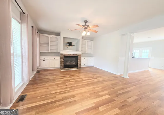 Photo 4 of Single family home for sale at 49 High Point Cir, Newnan, GA 30265 | MLS# 10669482 | Listing updated on 2026-10-06