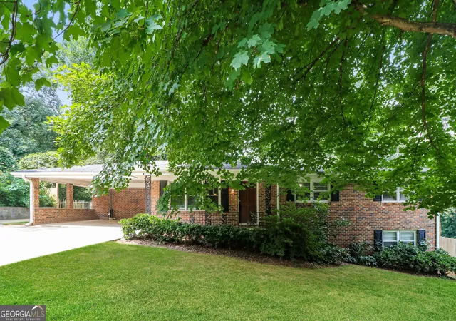 Photo 1 of Single family home for sale at 3528 Greenway Dr Sw, Marietta, GA 30008 | MLS# 10834382 | Listing updated on 2026-09-14