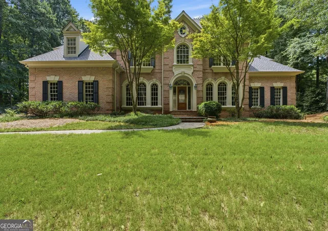 Photo 1 of Mansion for sale at 2030 Grande Loch, Roswell, GA 30075 | MLS# 10816250 | Listing updated on 2026-08-31
