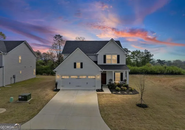 Photo 2 of Single family home for sale at 157 Asbury Cir, Calhoun, GA 30701 | MLS# 10796736 | Listing updated on 2026-09-10
