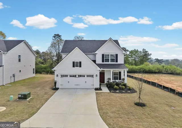 Photo 3 of Single family home for sale at 157 Asbury Cir, Calhoun, GA 30701 | MLS# 10796736 | Listing updated on 2026-09-10