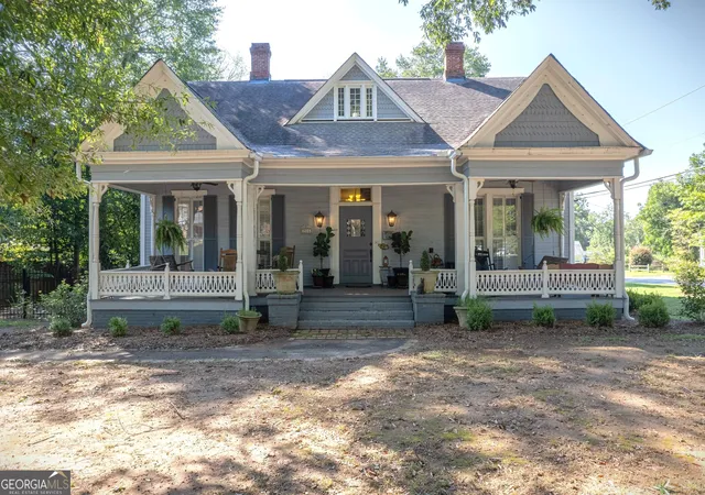 Homes for sale in Eatonton, GA | 205 W Sumter St, Eatonton, GA 31024 | MLS# 10687483
