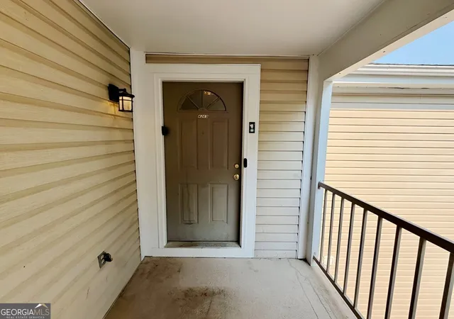 2nd image of 4265 Parkview Ct, Stone Mountain, GA 30083 | MLS# 10817280