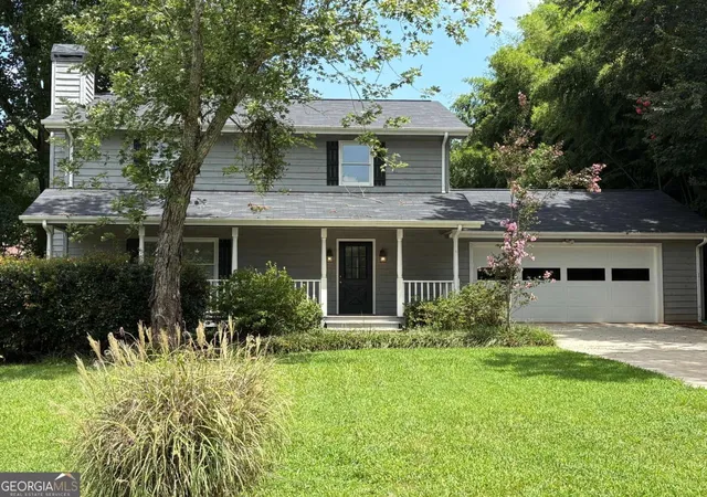 Photo 2 of Single family home for sale at 4830 Squirrel Creek Dr, Gainesville, GA 30506 | MLS# 10827712 | Listing updated on 2026-09-06