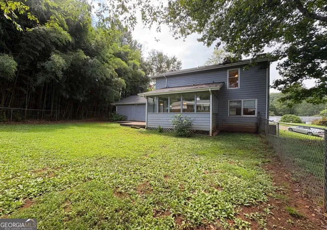 Photo 4 of Single family home for sale at 4830 Squirrel Creek Dr, Gainesville, GA 30506 | MLS# 10827712 | Listing updated on 2026-09-06