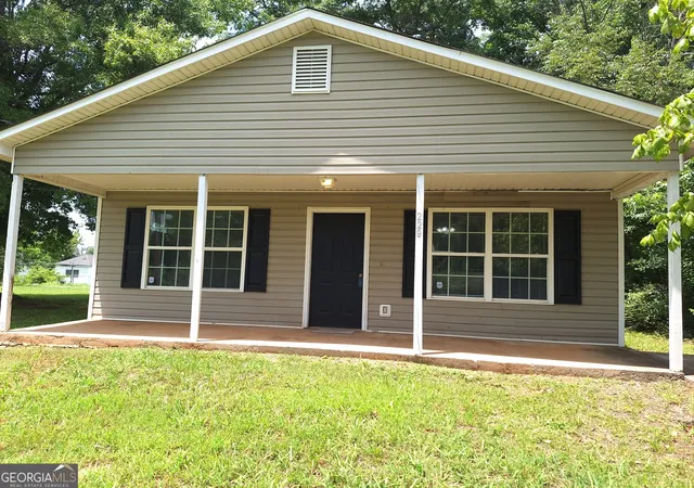 Homes for sale in Cedartown, GA | 229 Merritts Ave, Cedartown, GA 30125 | MLS# 10796331
