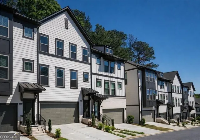 1st image of 1332 Stanley Park Dr, Decatur, GA 30033 | MLS# 10729033