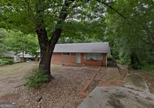 Photo 3 of Single family home for sale at 128 Habersham Dr, Athens, GA 30606 | MLS# 10796183 | Listing updated on 2026-07-14
