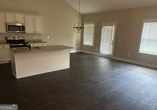 2nd image of 621 Rockwell Church Rd Nw, Winder, GA 30680 | MLS# 10791870