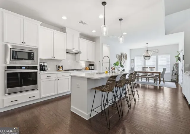 Photo 3 of Single family home for sale at 4450 Madison Hall Dr, Cumming, GA 30028 | MLS# 10812289 | Listing updated on 2026-08-30