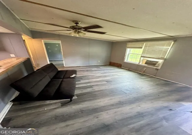 Photo 3 of Sale Pending at 132 4th Street Sw, Milledgeville, GA 31061 | MLS# 10807394 | Listing updated on 2026-09-19
