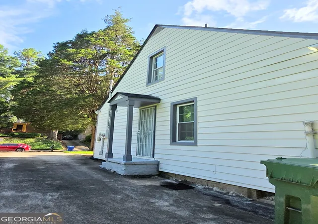 Photo 3 of Single family home for sale at 1759 Avon Ave Sw, Atlanta, GA 30311 | MLS# 10805277 | Listing updated on 2026-08-24