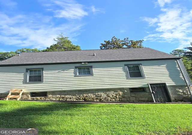 Photo 4 of Single family home for sale at 1759 Avon Ave Sw, Atlanta, GA 30311 | MLS# 10805277 | Listing updated on 2026-08-24