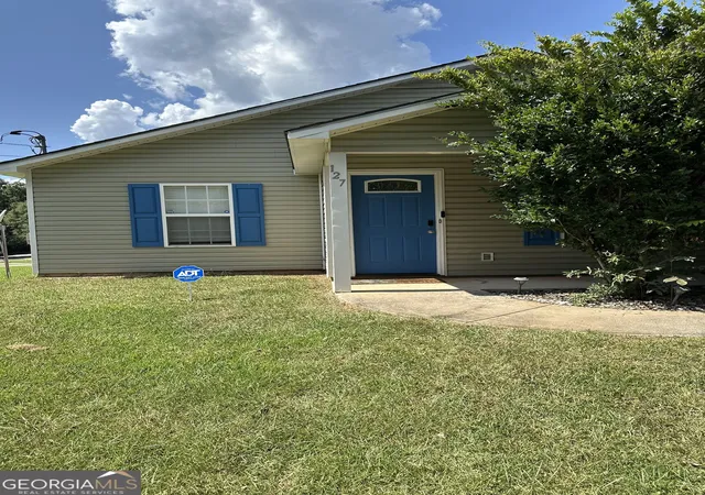 2nd image of 127 3Rd St, Thomaston, GA 30286 | MLS# 10829458
