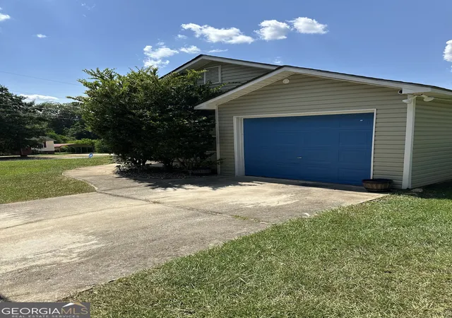 3rd image of 127 3Rd St, Thomaston, GA 30286 | MLS# 10829458