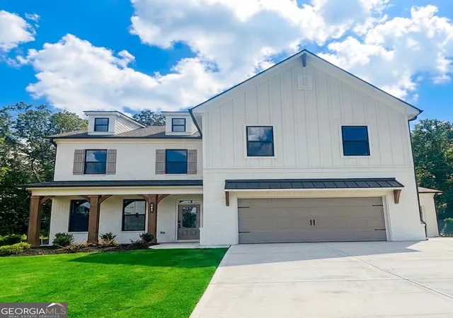 Photo 1 of Single family home for sale at 562 Winding Rose Dr, Hoschton, GA 30548 | MLS# 10724655 | Listing updated on 2026-10-06