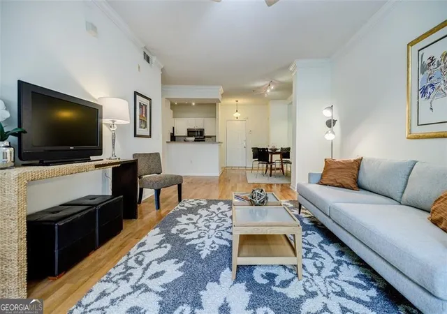 3rd image of 955 Juniper St Ne #4027, Atlanta, GA 30309 | MLS# 10800188