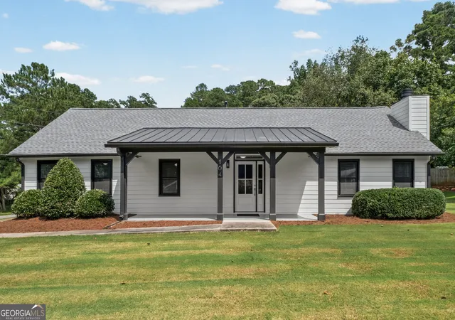 Single family home for sale at 164 Dials Dr, Woodstock, GA 30188 | MLS# 10828168