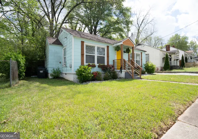 Photo 2 of Sale Pending at 3078 Semmes St, Atlanta, GA 30344 | MLS# 10616727 | Listing updated on 2026-01-05