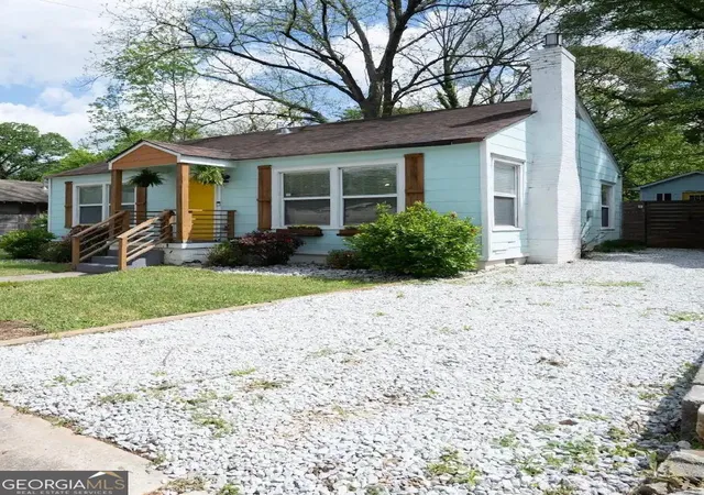 Photo 3 of Sale Pending at 3078 Semmes St, Atlanta, GA 30344 | MLS# 10616727 | Listing updated on 2026-01-05