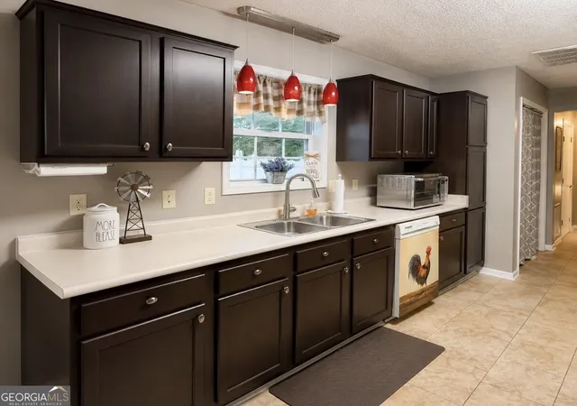 4th image of 813 Hester Dr, Vidalia, GA 30474 | MLS# 10820780
