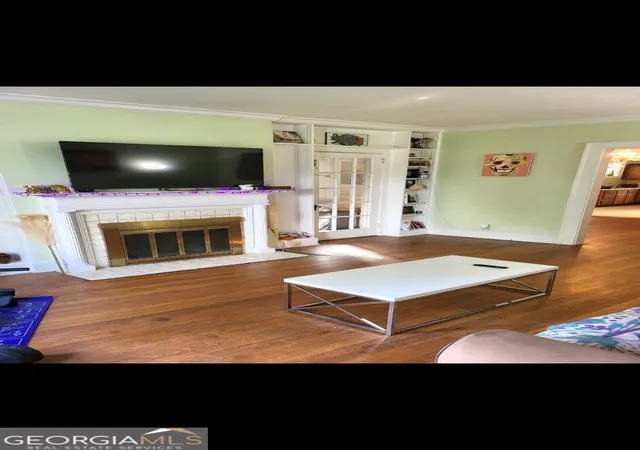 Photo 2 of Sale Pending at 88 26th Street NW, Atlanta, GA 30309 | MLS# 10729637 | Listing updated on 2026-10-22
