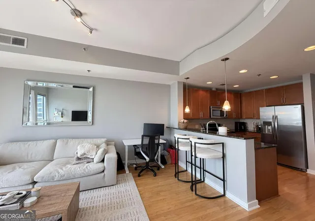 Photo 3 of Condo for sale at 855 Peachtree St NE #1915, Atlanta, GA 30308 | MLS# 10813876 | Listing updated on 2026-09-24