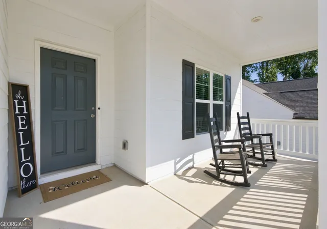 Photo 3 of Single family home for sale at 617 Edgemore Rd, Canton, GA 30114 | MLS# 10833798 | Listing updated on 2026-10-23
