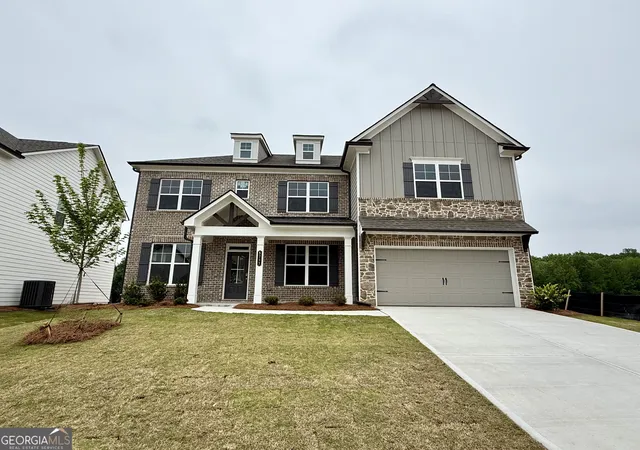 Photo 2 of Single family home for sale at 5283 Baymont Dr, Gainesville, GA 30507 | MLS# 10733209 | Listing updated on 2026-09-21