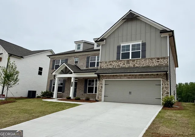 Photo 3 of Single family home for sale at 5283 Baymont Dr, Gainesville, GA 30507 | MLS# 10733209 | Listing updated on 2026-09-21