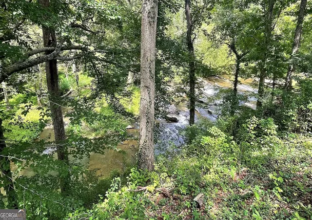 2nd image of 156 Thundering Waters Dr, Cornelia, GA 30531 | MLS# 10818458