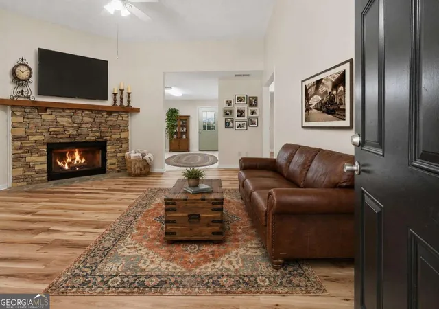 2nd image of 2655 Impala Dr, Cumming, GA 30041 | MLS# 10813735
