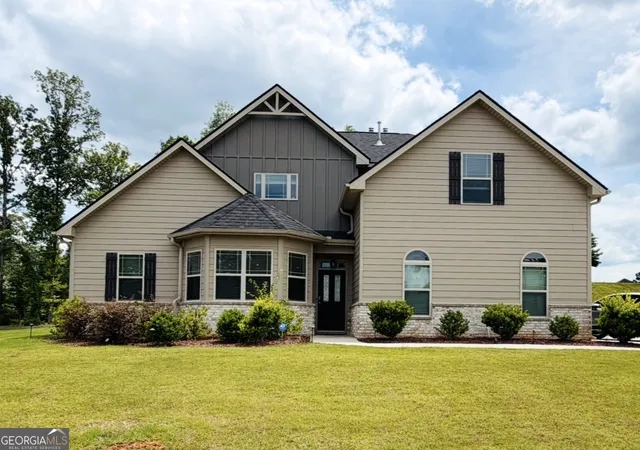 1st image of 330 Darien Dr, Senoia, GA 30276 | MLS# 10786407