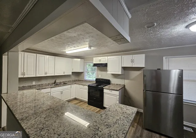 Photo 3 of Single family home for sale at 3069 Mckenzie Rd, Atlanta, GA 30344 | MLS# 10813183 | Listing updated on 2026-09-16