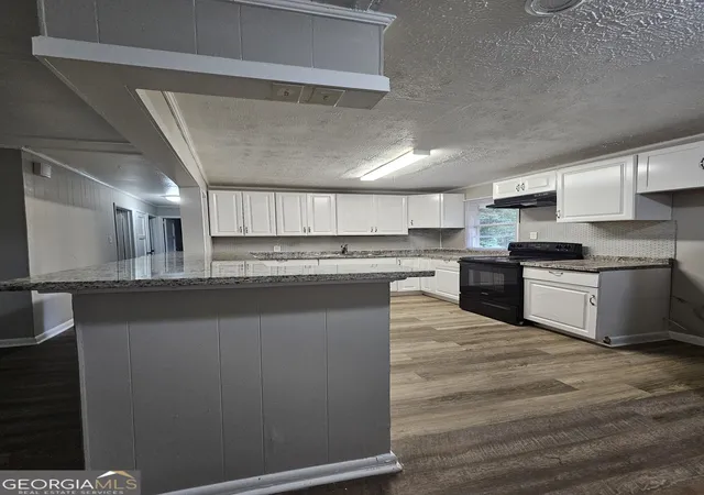 Photo 3 of Single family home for sale at 3069 Mckenzie Rd, Atlanta, GA 30344 | MLS# 10813183 | Listing updated on 2026-09-16