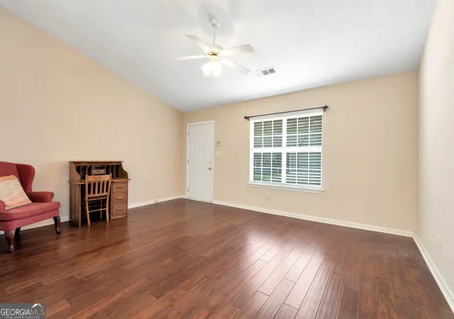 Photo 2 of Condo for sale at 2987 Bentley Park Cir, Gainesville, GA 30504 | MLS# 10832286 | Listing updated on 2026-09-24