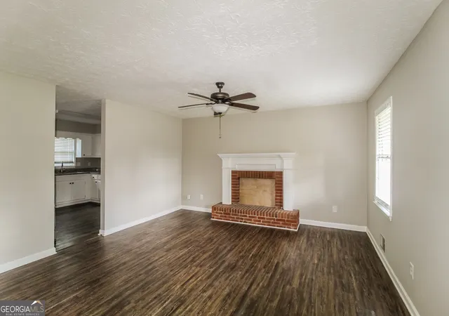 4th image of 6024 S Deshon Ct, Lithonia, GA 30058 | MLS# 10504867