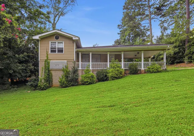 Photo 1 of Single family home for sale at 3435 Misty Valley Rd, Decatur, GA 30032 | MLS# 10823309 | Listing updated on 2026-08-25