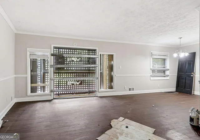 Photo 4 of Single family home for sale at 3435 Misty Valley Rd, Decatur, GA 30032 | MLS# 10823309 | Listing updated on 2026-10-19