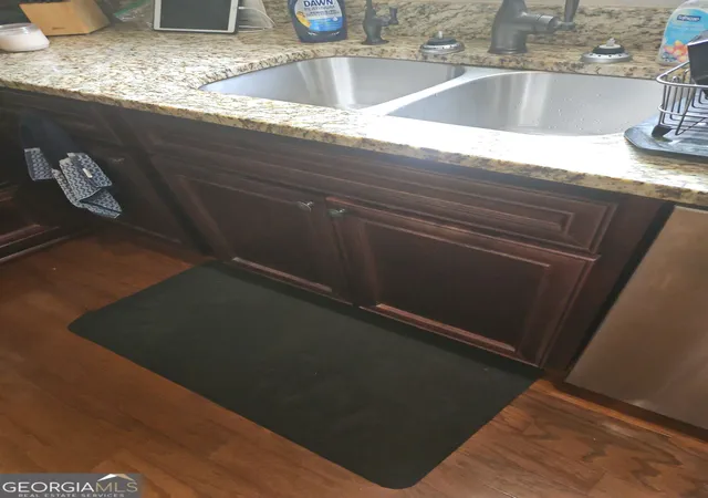 Photo 3 of Single family home for sale at 511 Tradition Pl, Lagrange, GA 30241 | MLS# 10822489 | Listing updated on 2026-09-25
