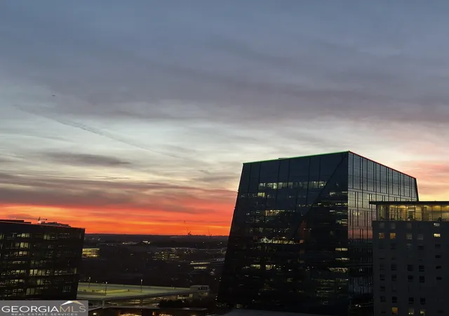 1st image of 950 W Peachtree St Nw #1702, Atlanta, GA 30309 | MLS# 10800097