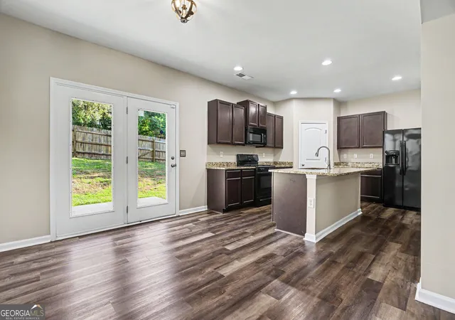 Photo 4 of Single family home for sale at 5151 Rapahoe Trl, Atlanta, GA 30349 | MLS# 10766293 | Listing updated on 2026-09-13