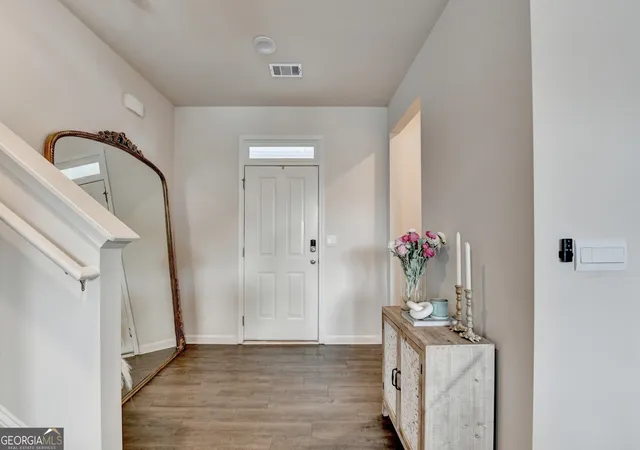 Photo 3 of Single family home for sale at 52 Brode Ln, Pendergrass, GA 30567 | MLS# 10710133 | Listing updated on 2026-09-11