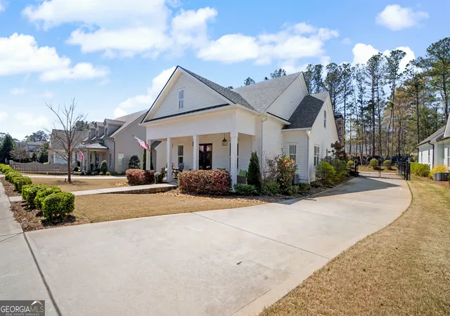 Photo 1 of Sale Pending at 285 Traditions Way, Senoia, GA 30276 | MLS# 10797849 | Listing updated on 2026-09-28