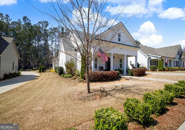 Photo 2 of Sale Pending at 285 Traditions Way, Senoia, GA 30276 | MLS# 10797849 | Listing updated on 2026-09-28